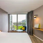 Ibis Thalassa