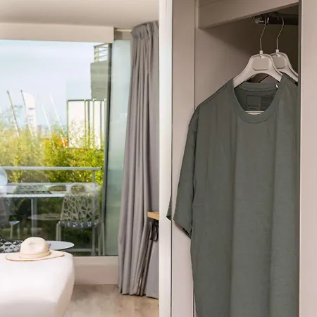 Отель Ibis Thalassa 3*