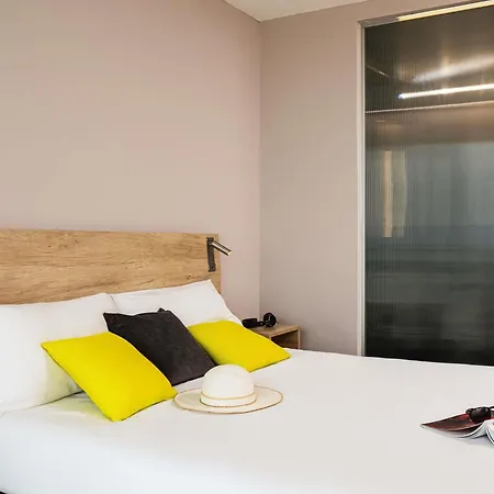 Ibis Thalassa فندق 3*