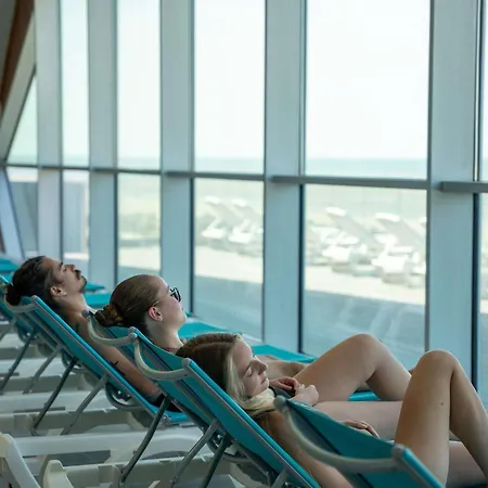 Ibis Thalassa 3*